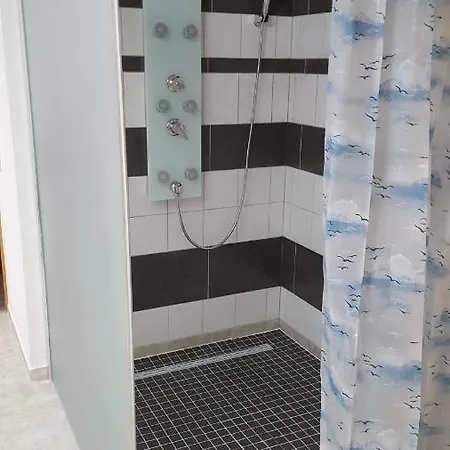 Barrierefreies Im Blockhaus Mit Sauna Am See * Soyen
