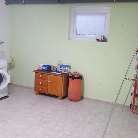 Barrierefreies Im Blockhaus Mit Sauna Am See בית אירוח *