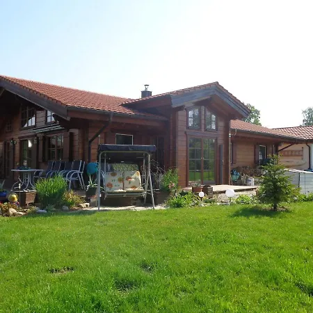 Barrierefreies Im Blockhaus Mit Sauna Am See