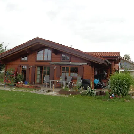 Barrierefreies Im Blockhaus Mit Sauna Am See Soyen