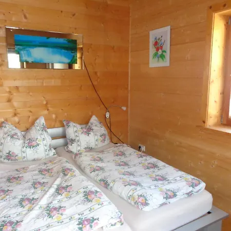 בית אירוח Barrierefreies Im Blockhaus Mit Sauna Am See Soyen